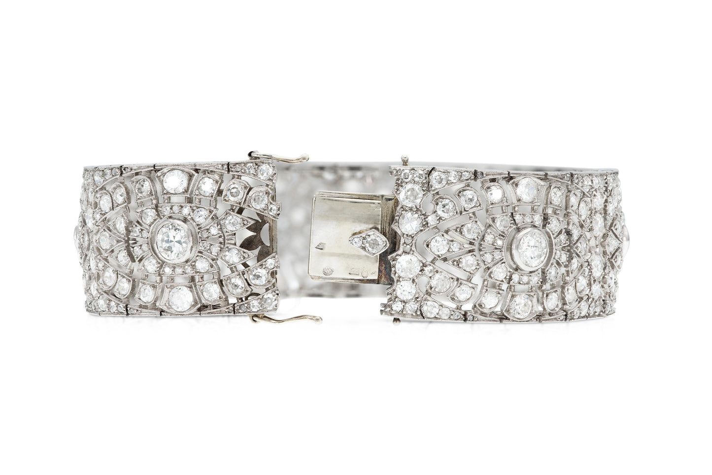 Antique Art Deco 1920s 25.00 Carat Diamond Bracelet