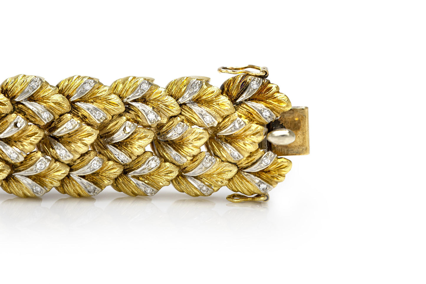 Vintage 1950s Gold Leaf Link Bracelet with Diamonds