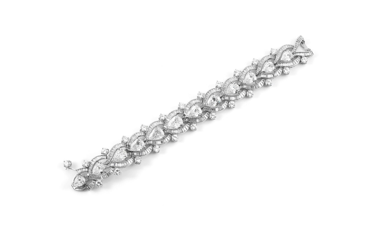 Vintage 1950s 30.00 Carat Pear, Round & Baguette Cut Diamond Bracelet