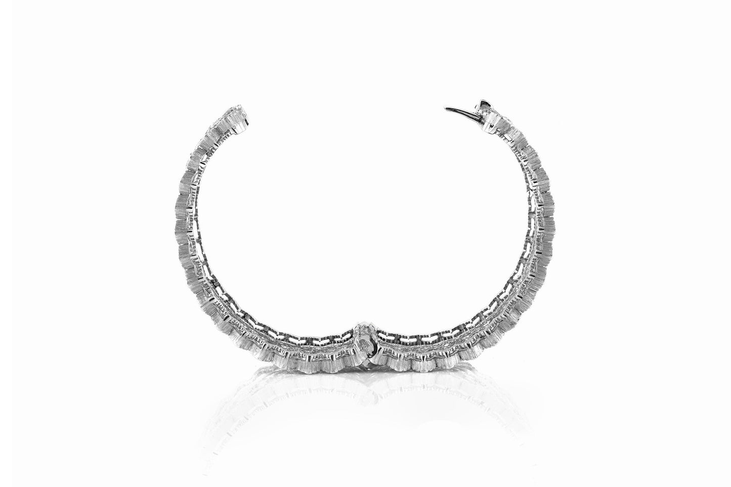 Buccellati 29.00 carat Diamond Lace Cuff Bracelet