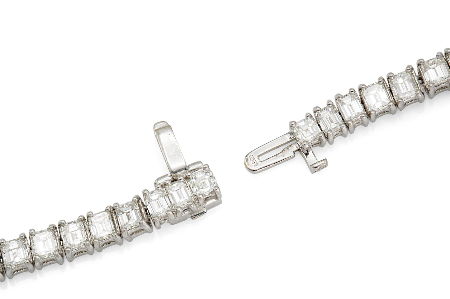 31.10 Carat Emerald Cut Diamond Riviera Necklace