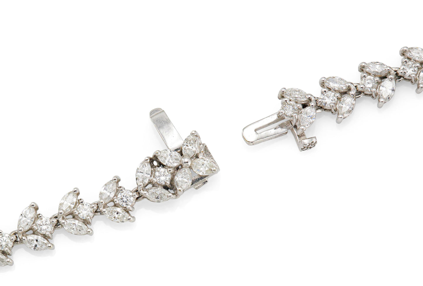 13.22 Carat Cushion Cut Emeralds and 18.91 Carat Diamonds Necklace