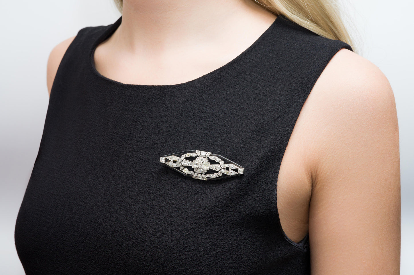 Antique Art Deco 1930s 7.50 Carat Diamond & Onyx Brooch