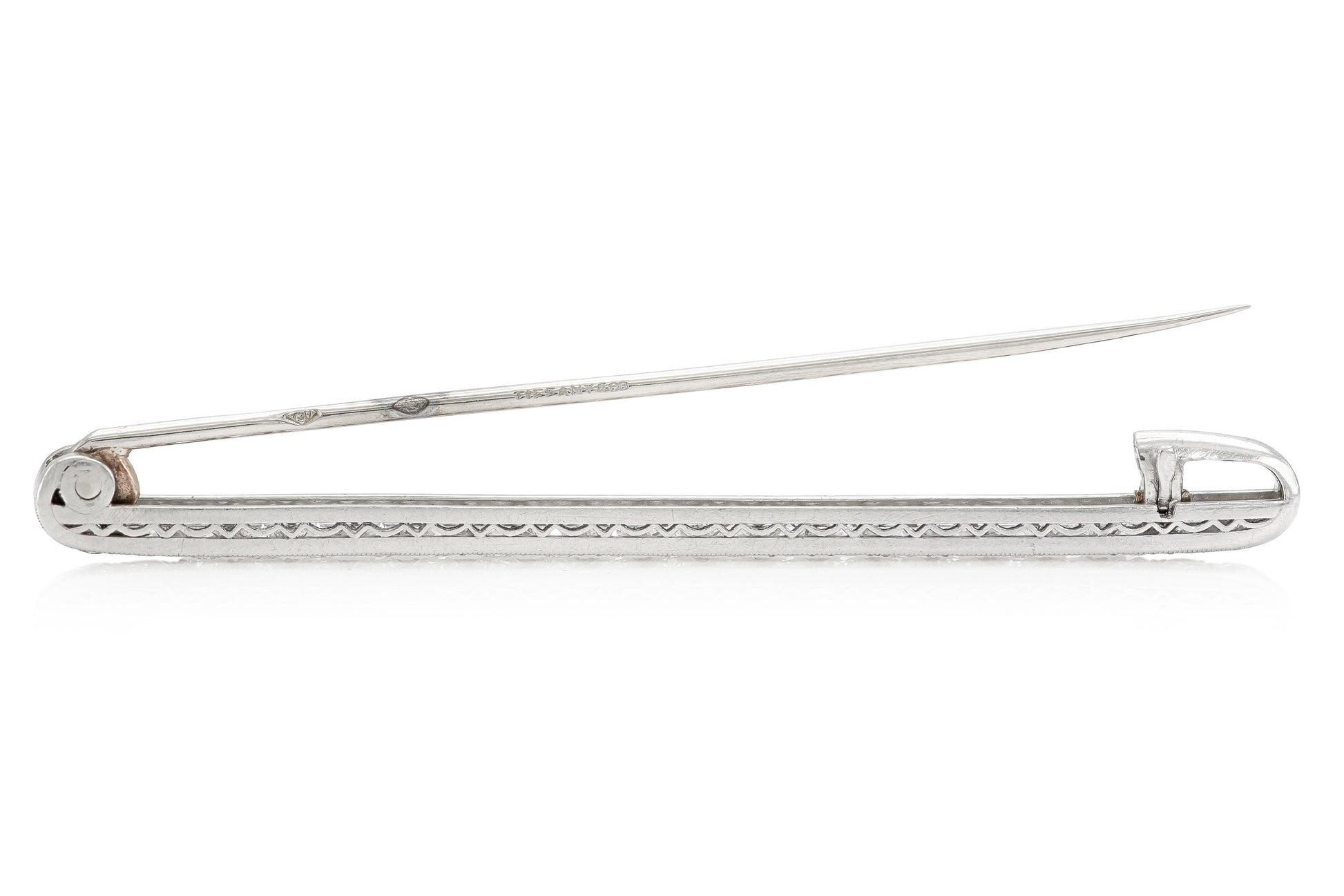 Antique Art Deco 1920s Tiffany & Co. 1.80 Carat Diamond Bar Pin