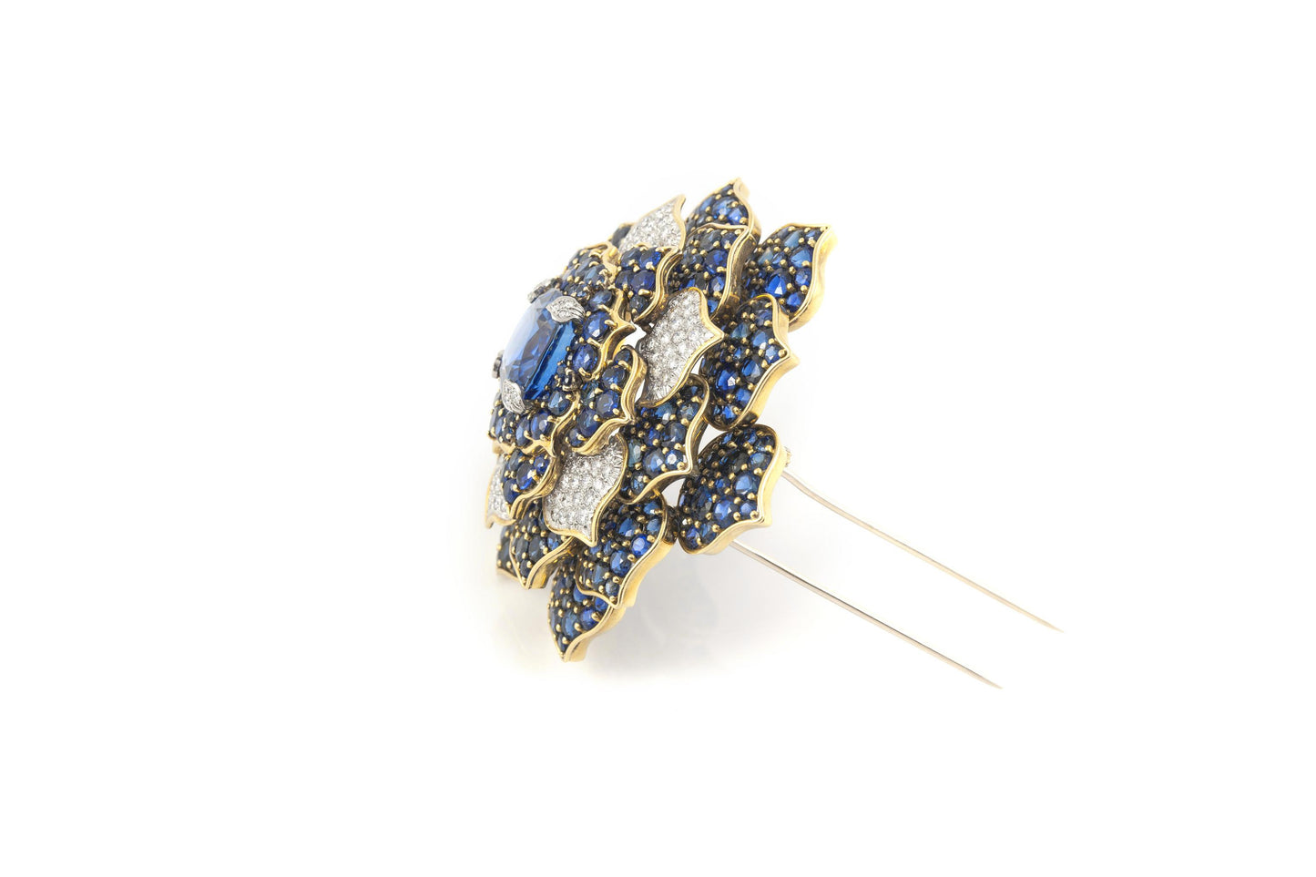 Vintage 1980s Verdura 20.01 Carat Sapphire Flower Brooch with Diamonds