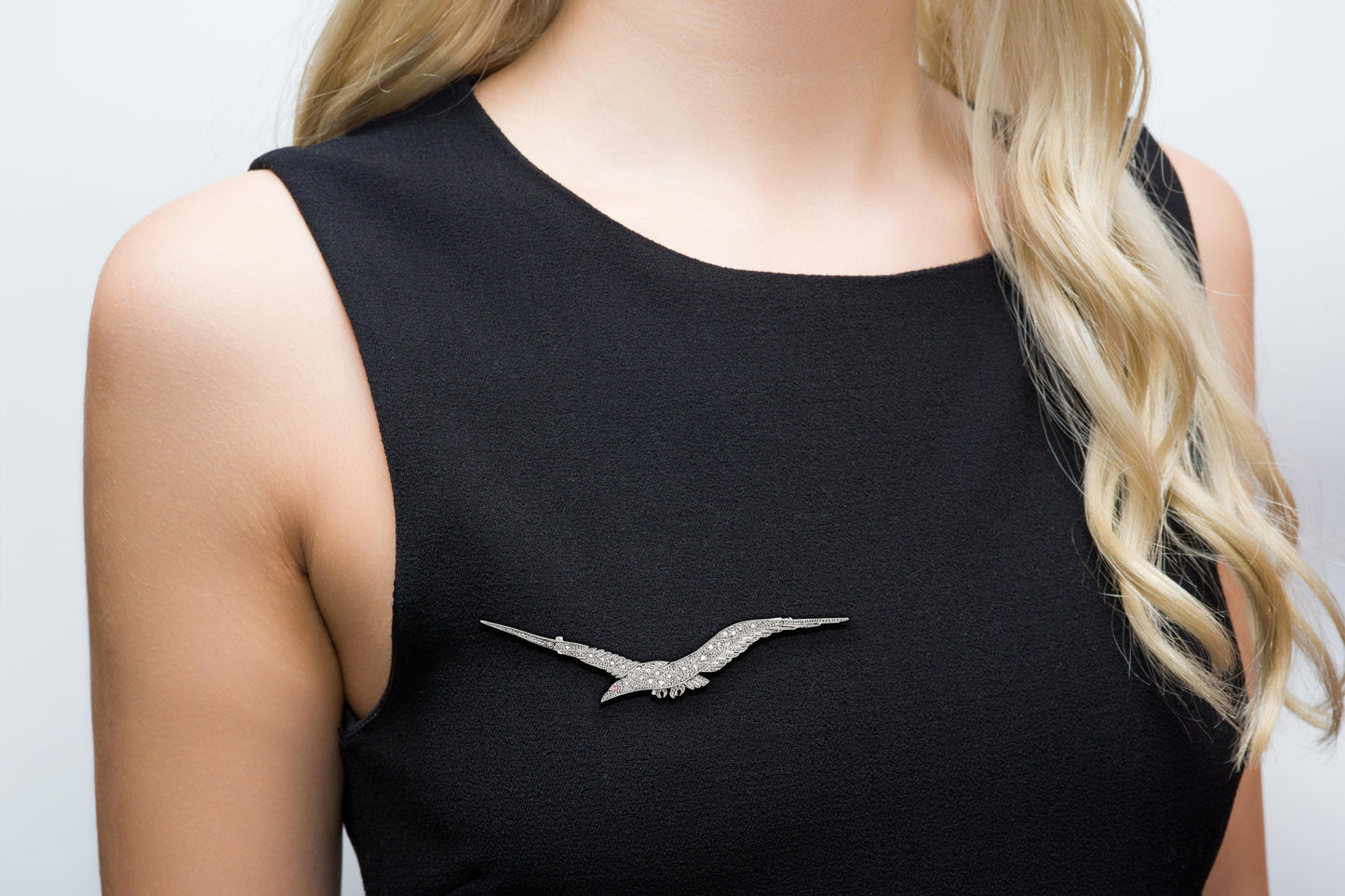 Antique Edwardian 1900s Bird Brooch with Diamonds and Ruby