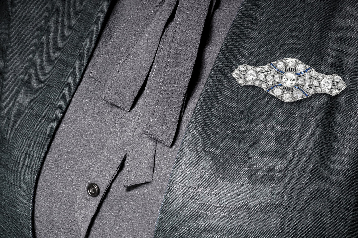 Antique Edwardian 1910s 5.60 Carat Diamond Brooch with Sapphires