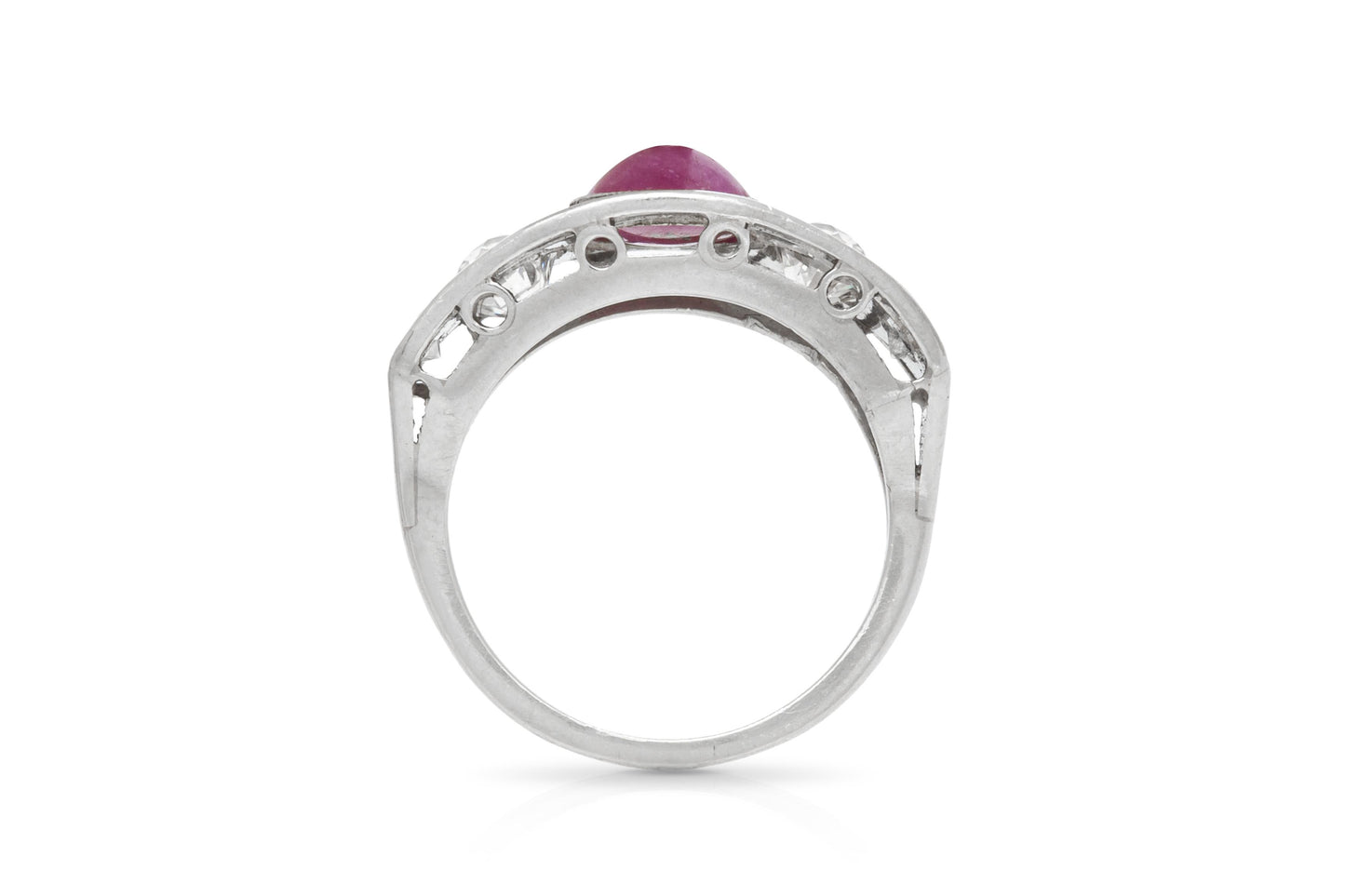 Antique Art Deco 1930s 0.80 Carat Cabochon Ruby and 1.30 Carat Diamonds Ring