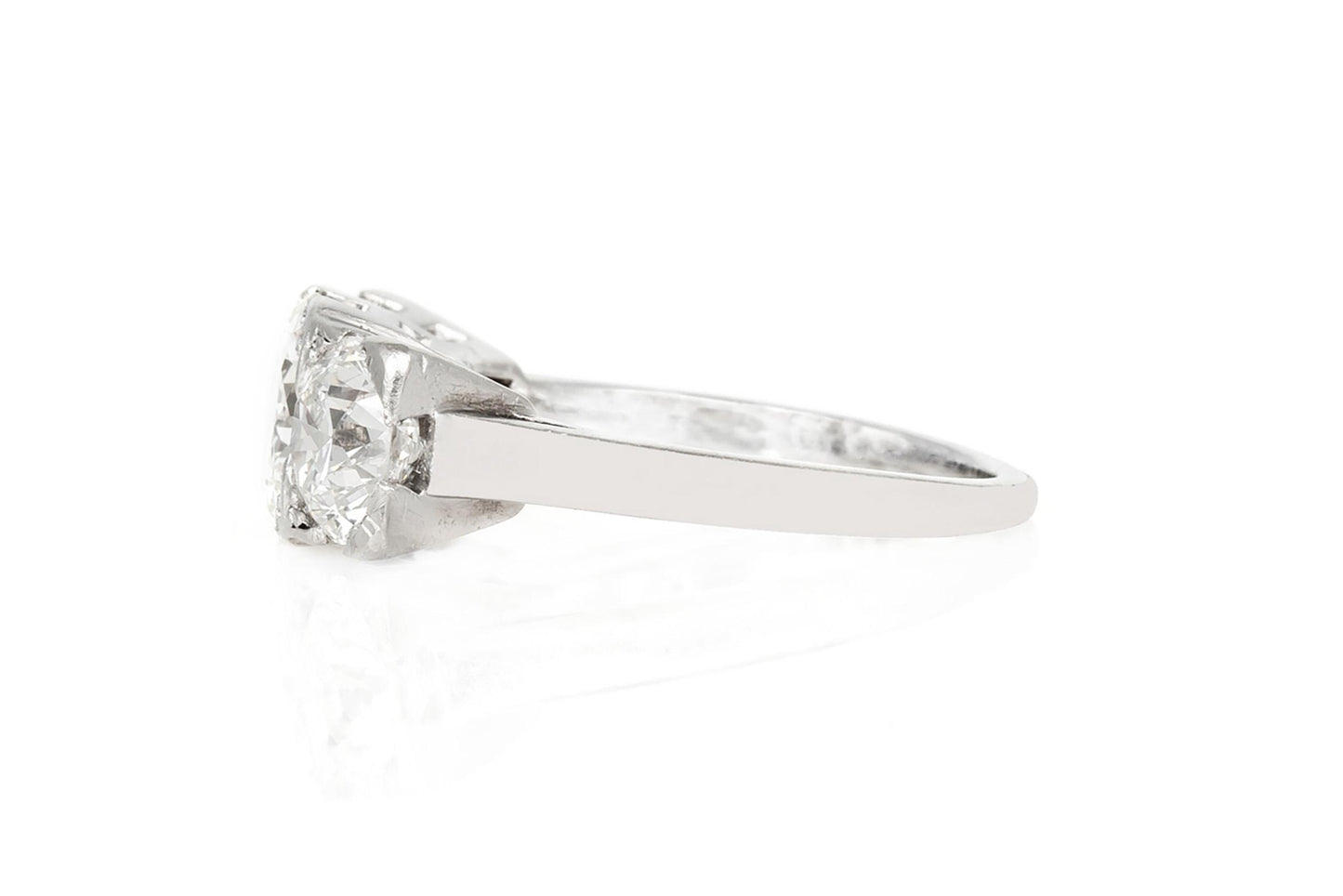Antique Art Deco 1930s 2.40 Carat Three Stone Diamond Ring