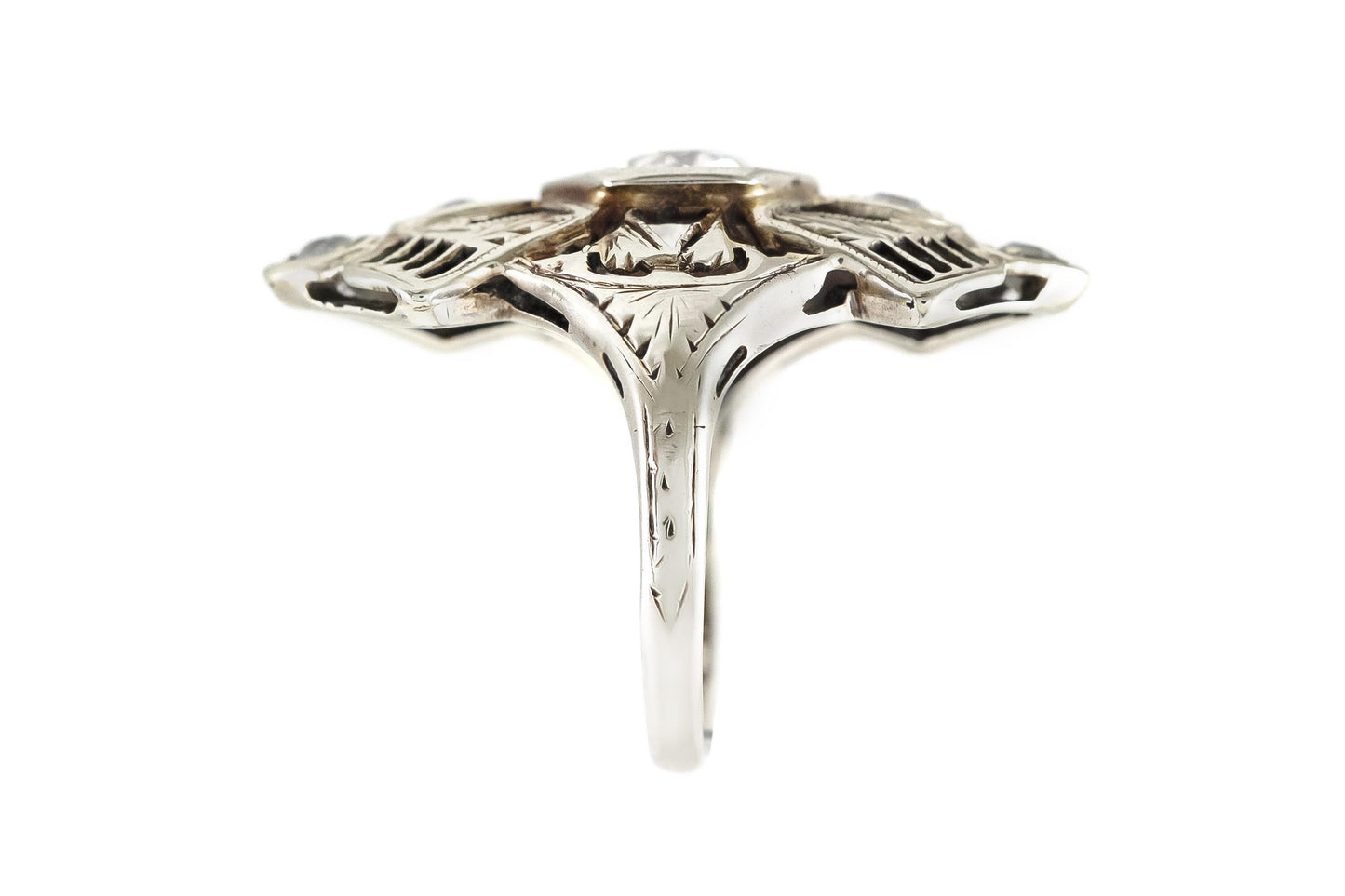 Antique Art Deco 1930s 1.50 Carat Old European Cut Diamond Dinner Ring