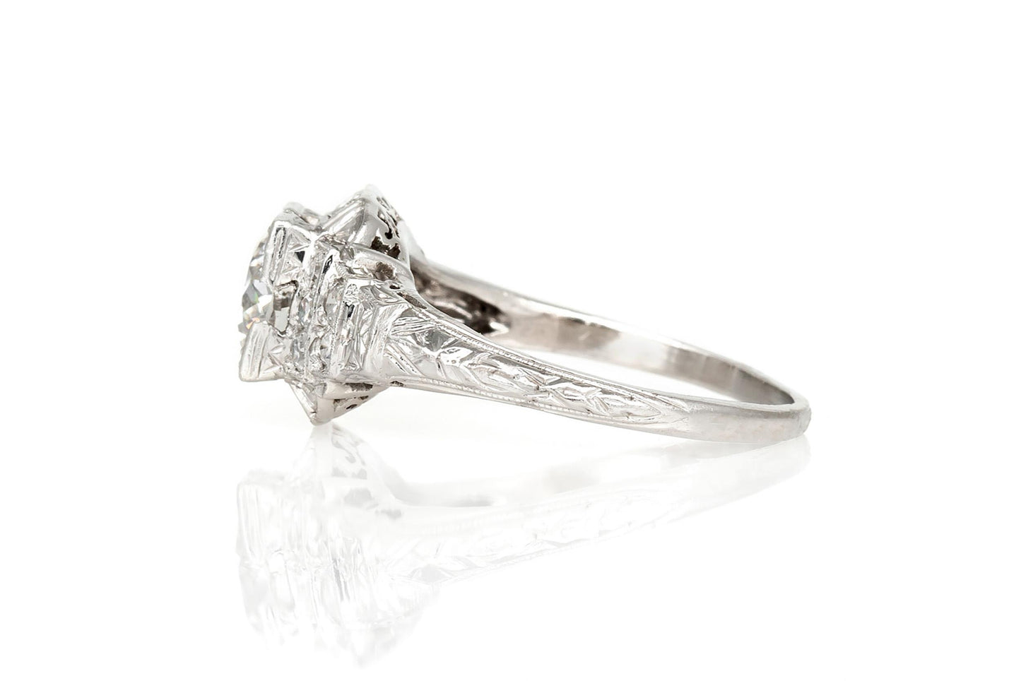 Antique Art Deco 1920s 1.28 Carat Old European Cut Diamond Engagement Ring