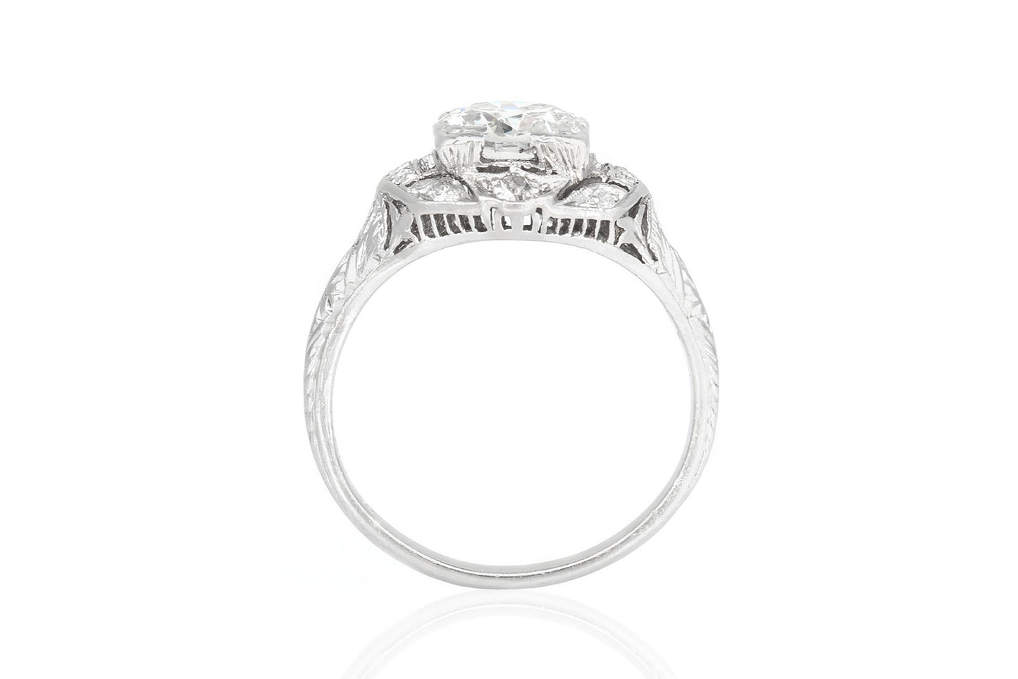 Antique Art Deco 1920s 1.50 Carat Old European Cut Diamond Engagement Ring