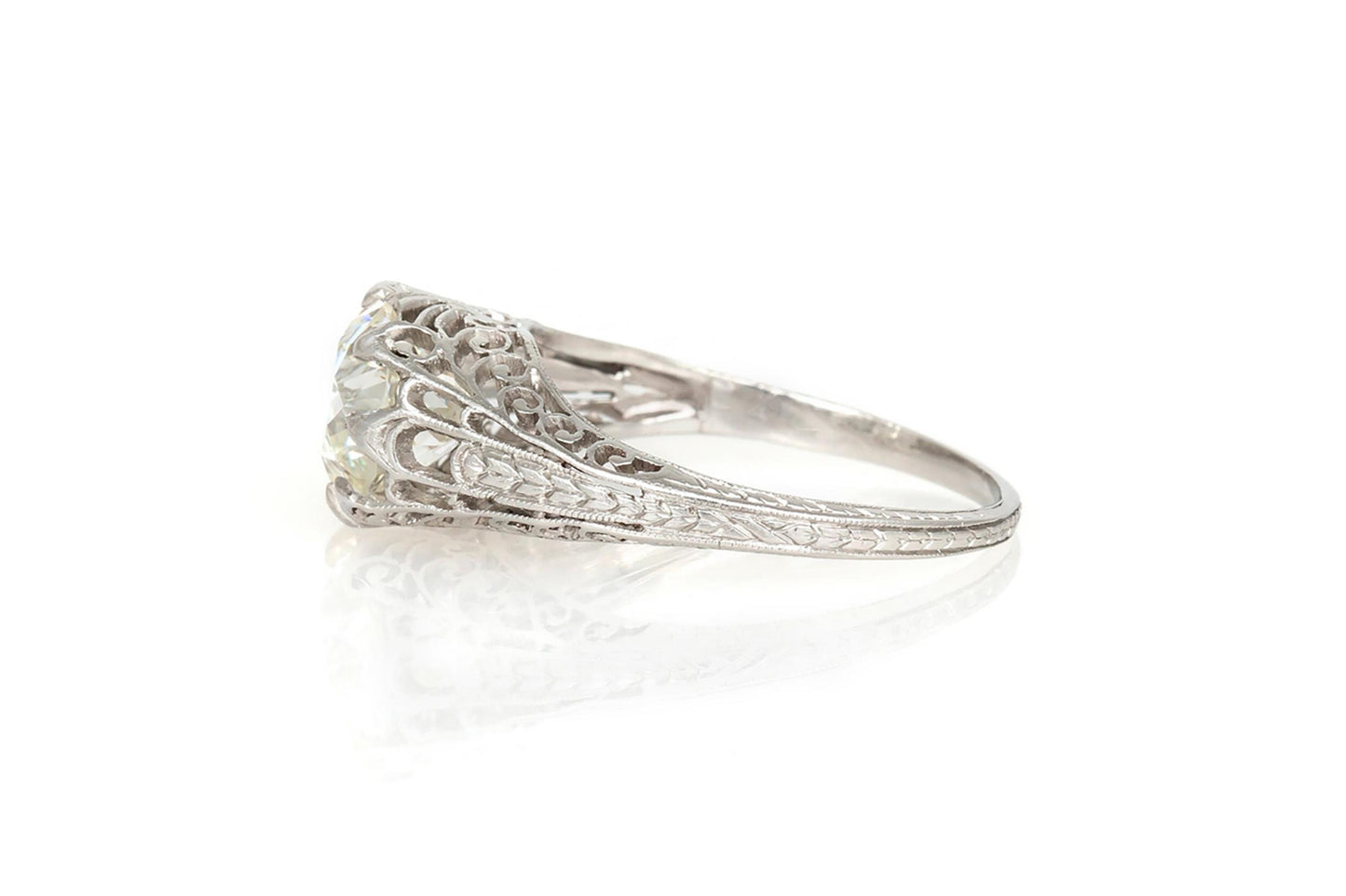 Antique Edwardian 1910s 2.01 Carat Old European Cut Diamond Engagement Ring