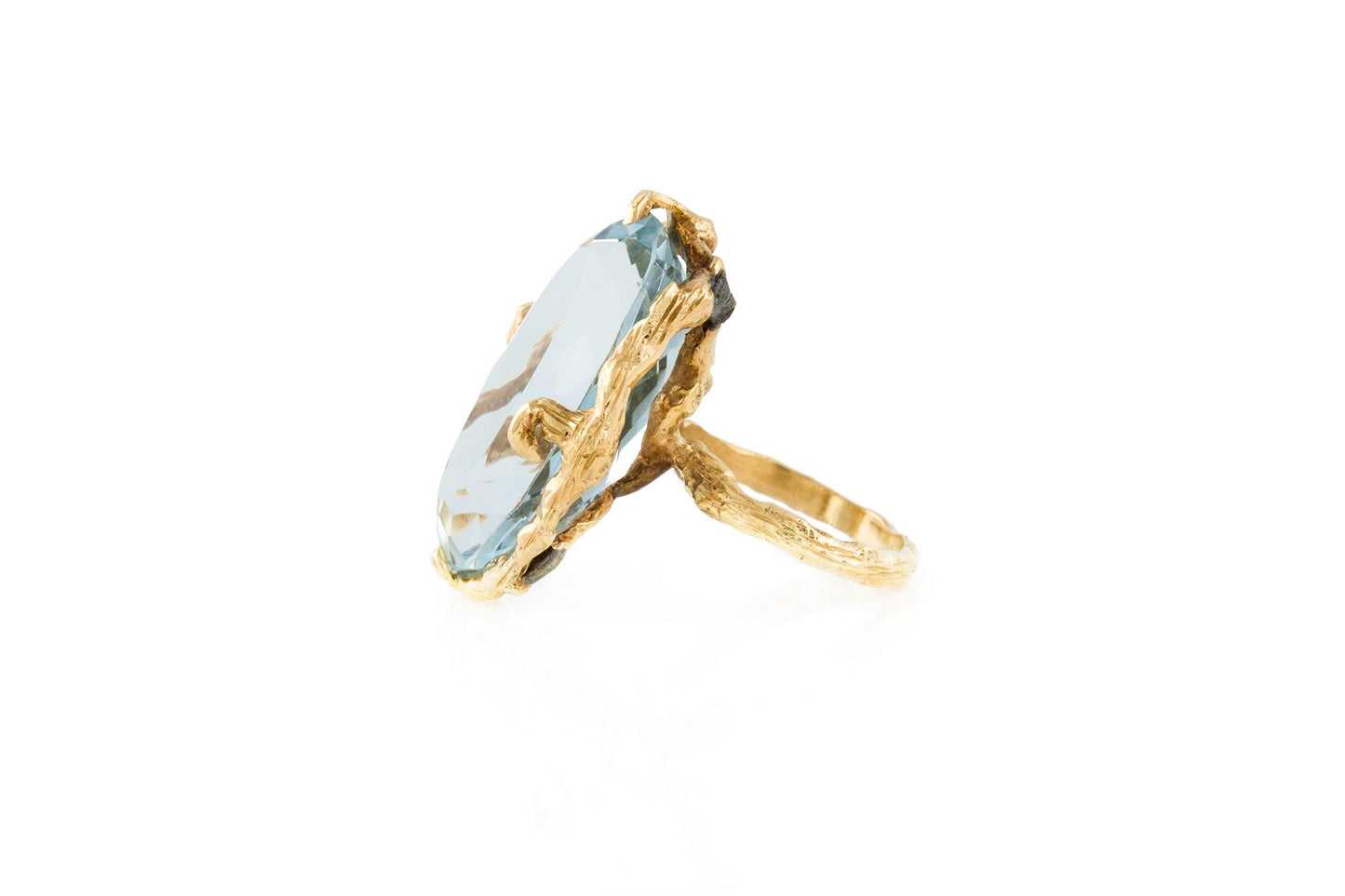 Vintage 1970s 30.00 Carat Oval Cut Aquamarine Ring