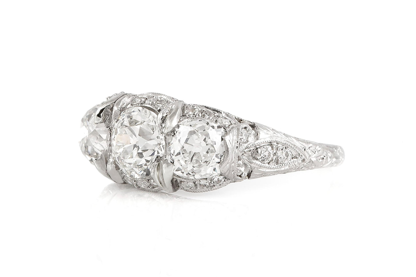 Antique Edwardian 1910s 2.09 Carat Three Stone Diamond Ring