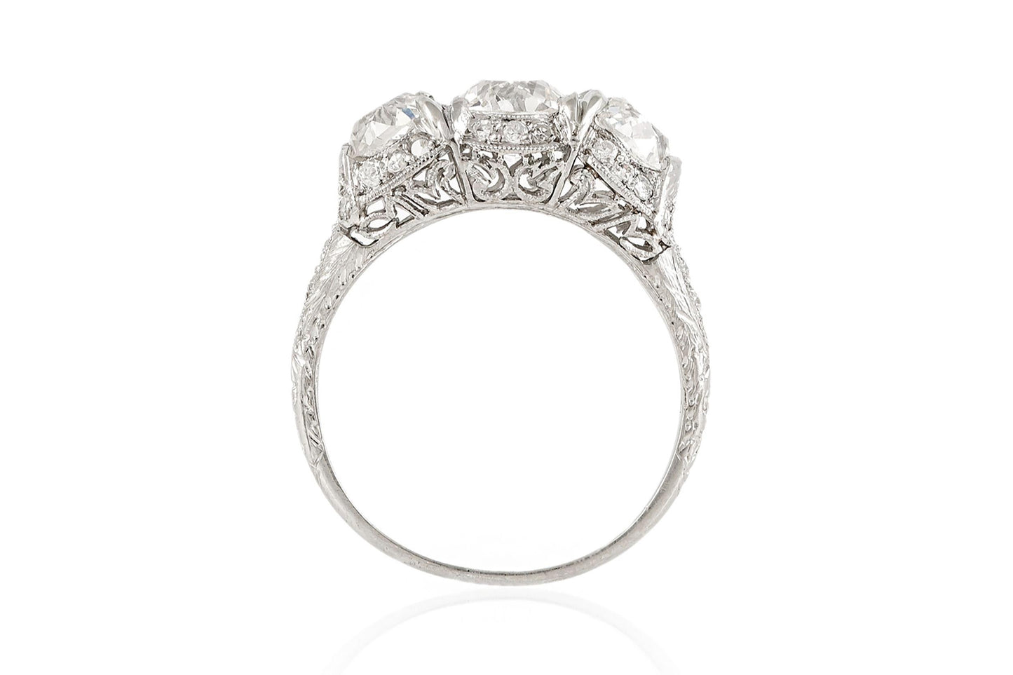 Antique Edwardian 1910s 2.09 Carat Three Stone Diamond Ring