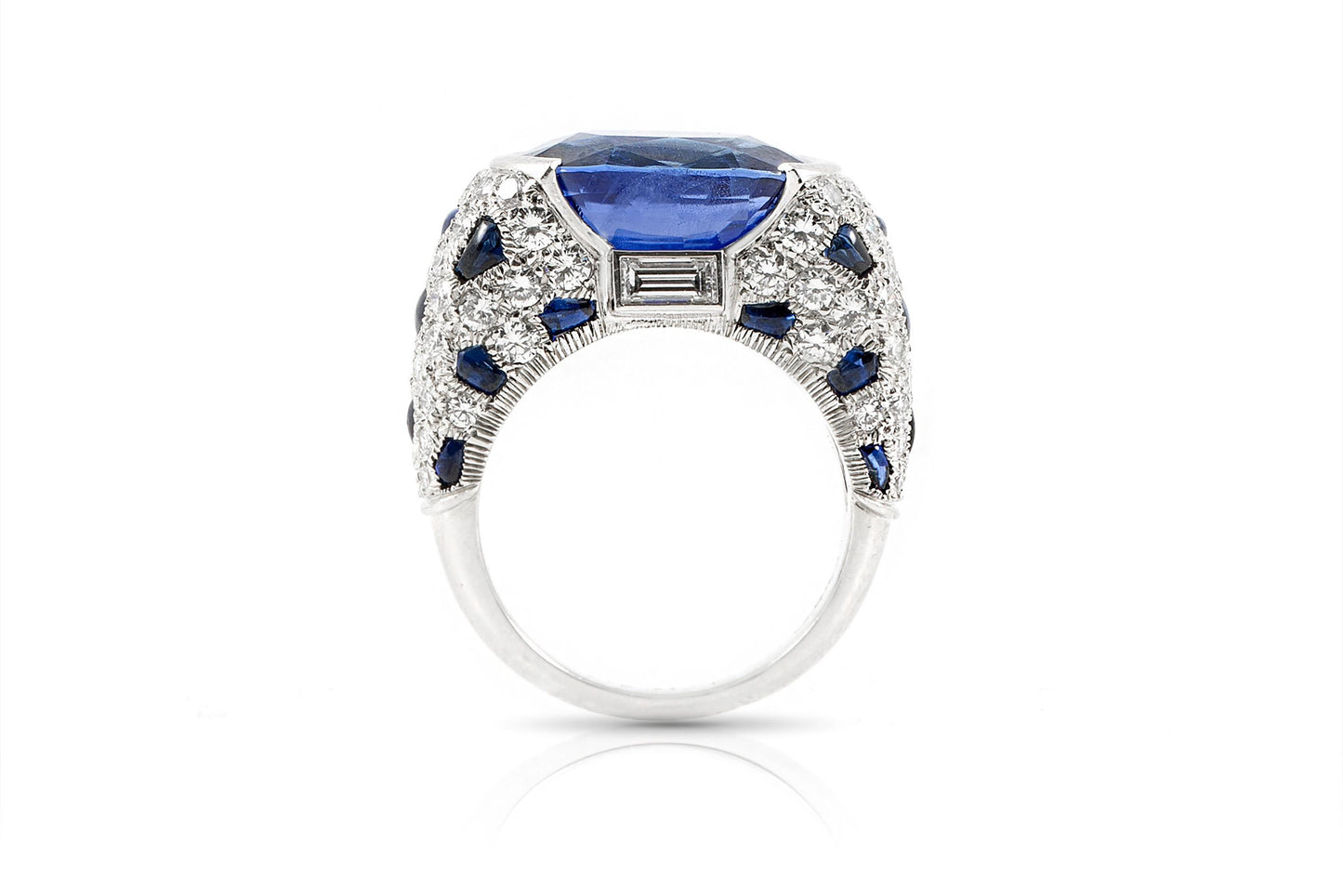 Vintage 1970s Cartier 13.00 Carat Ceylon Sapphire Panthere Ring with Diamonds