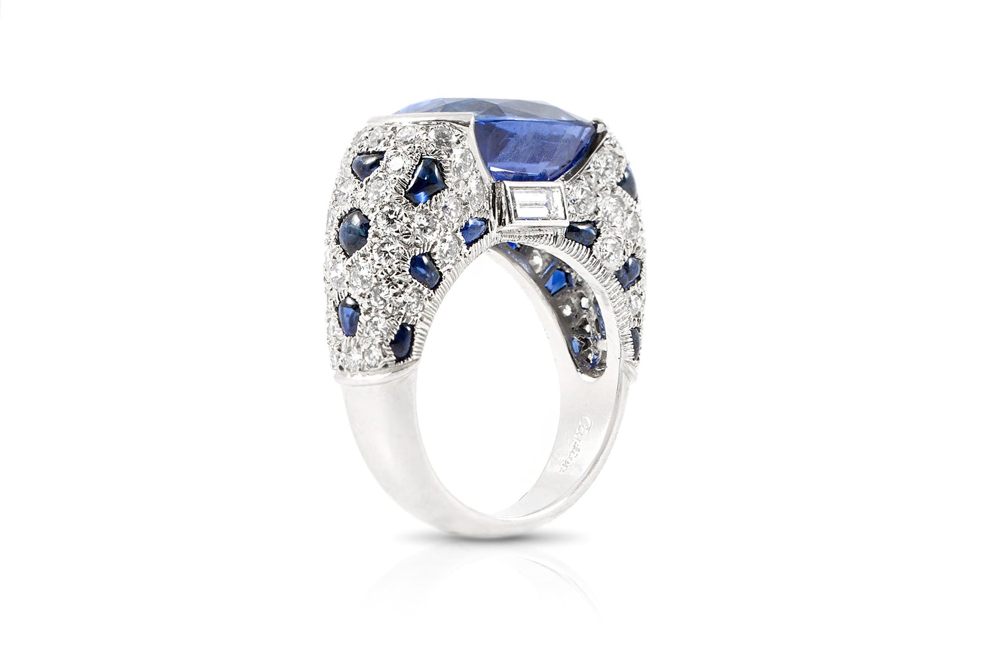 Vintage 1970s Cartier 13.00 Carat Ceylon Sapphire Panthere Ring with Diamonds