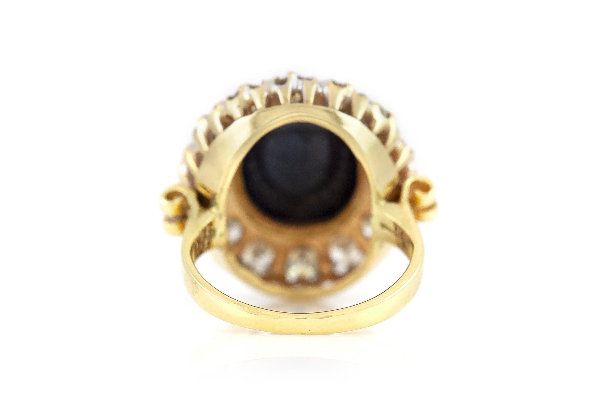 Vintage 1950s 3.00 Carat Cabochon Sapphire and 1.20 Carat Diamonds Ring
