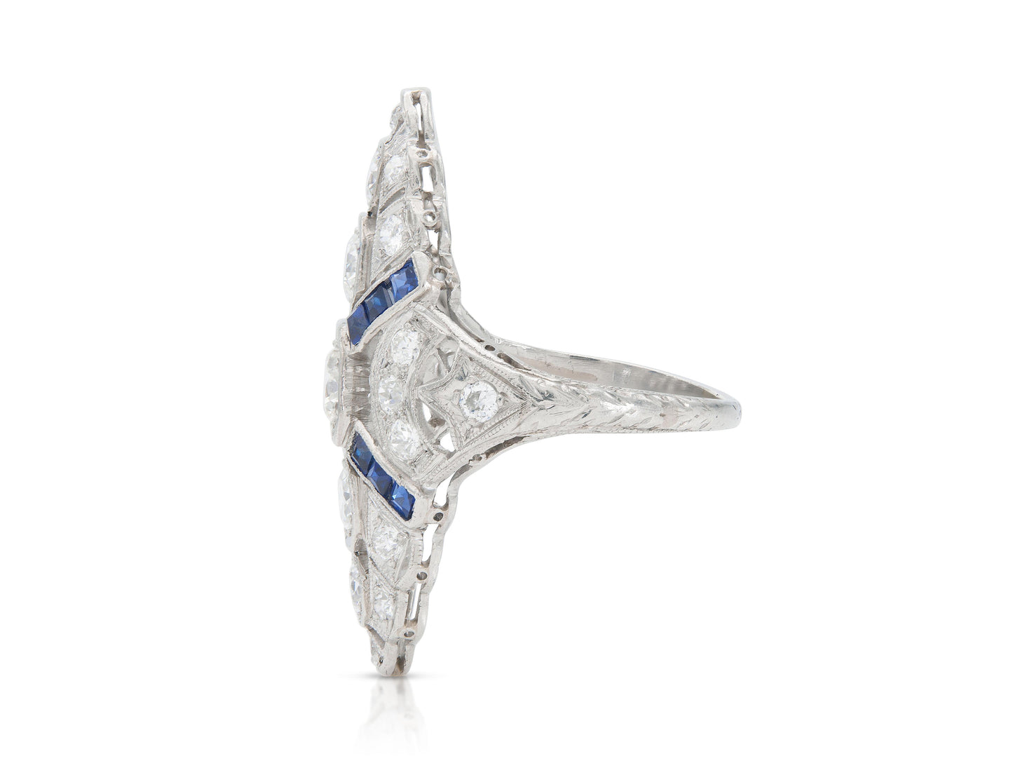 Antique Art Deco 1920s 1.80 Carat Diamond Dinner Ring with Diamonds