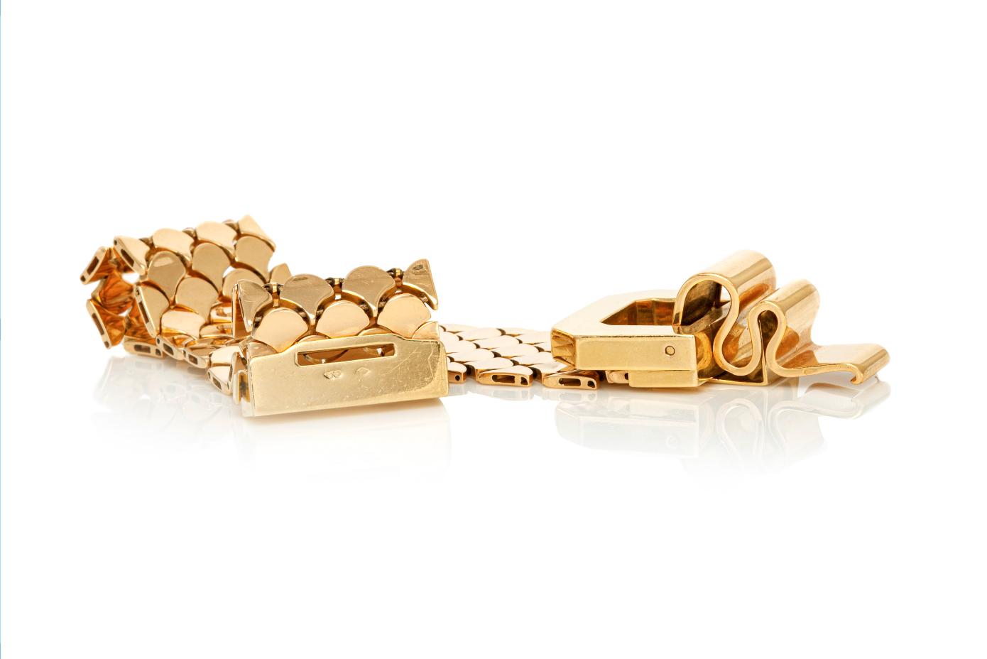 Vintage 1940s Retro Scale Link Buckle Bracelet