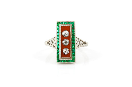 Antique Edwardian 1910s Carnelian and Emerald Dinner Ring with Diamonds