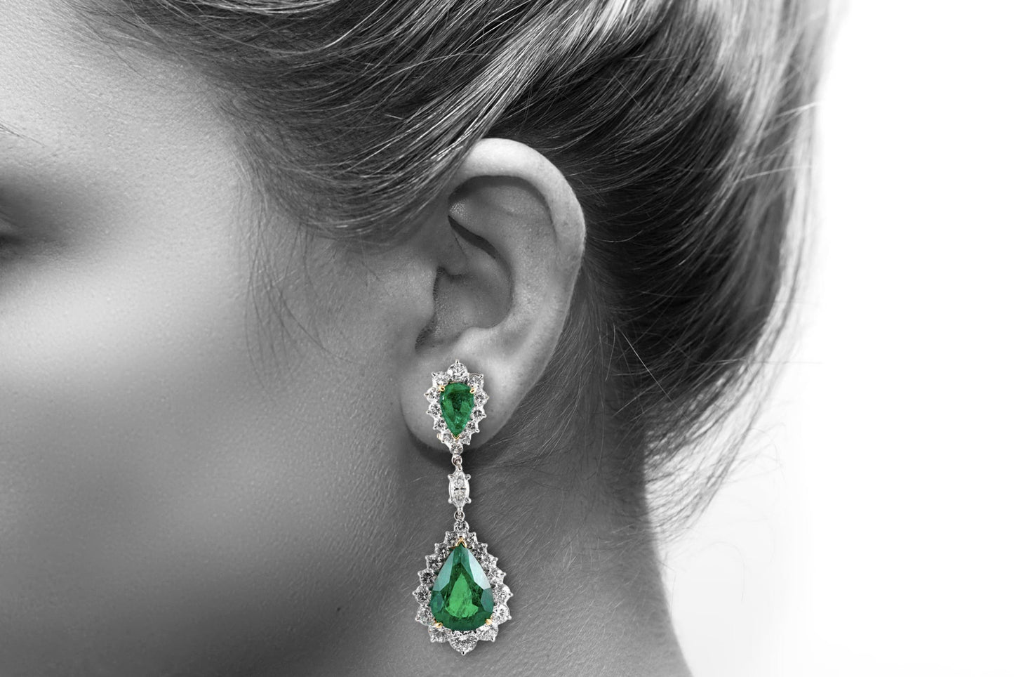 16.02 Carat Emerald Dangle Earrings with Diamonds