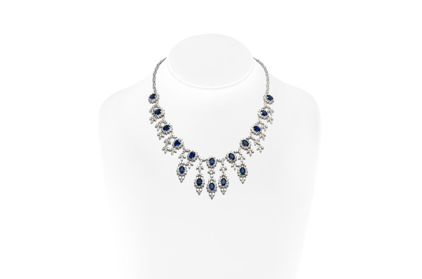 16.58 Carat Sapphire and 16.52 Carat Diamond Necklace