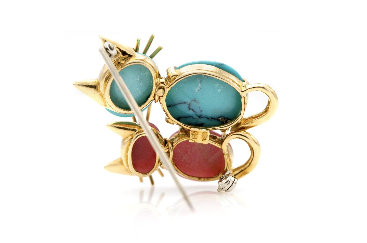 Vintage 1970s Turquoise and Pink Agate Cats Brooch