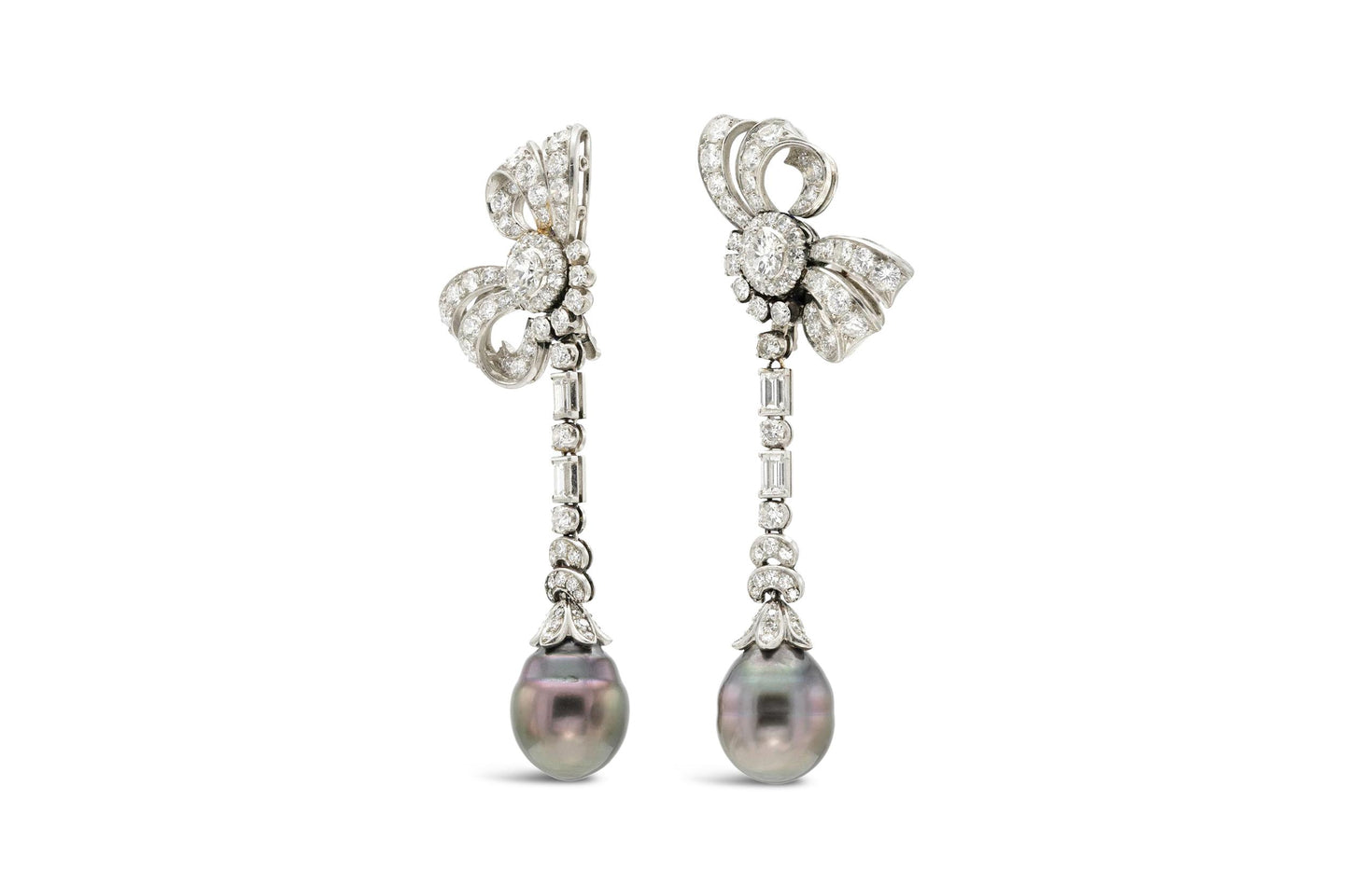 Vintage 1950s Tahitian Pearl and 4.70 Carat Diamond Bow Dangle Earrings