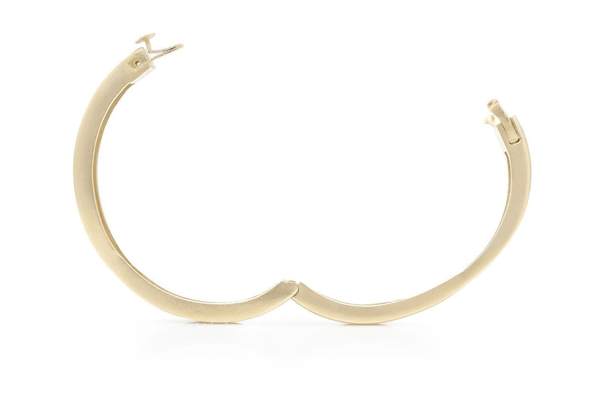 Vintage 1980s Gold Wave Hinged Bangle Bracelet with Diamonds