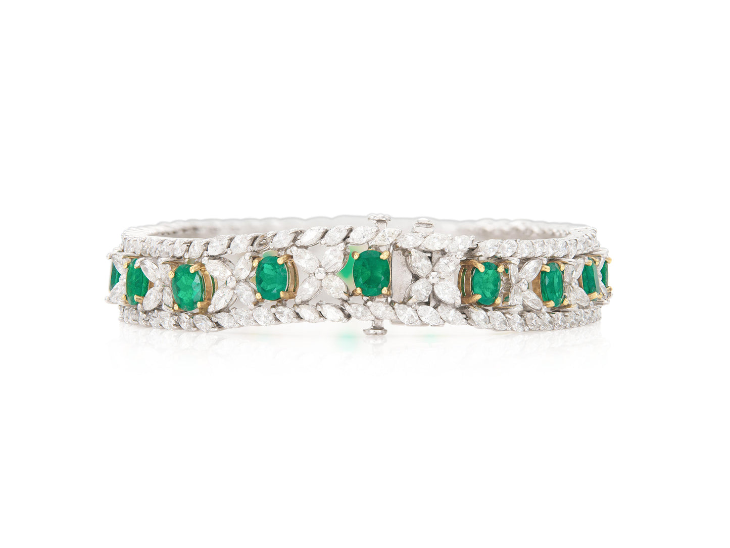 7.25 Carat Emerald and 12.90 Carat Diamond Bracelet