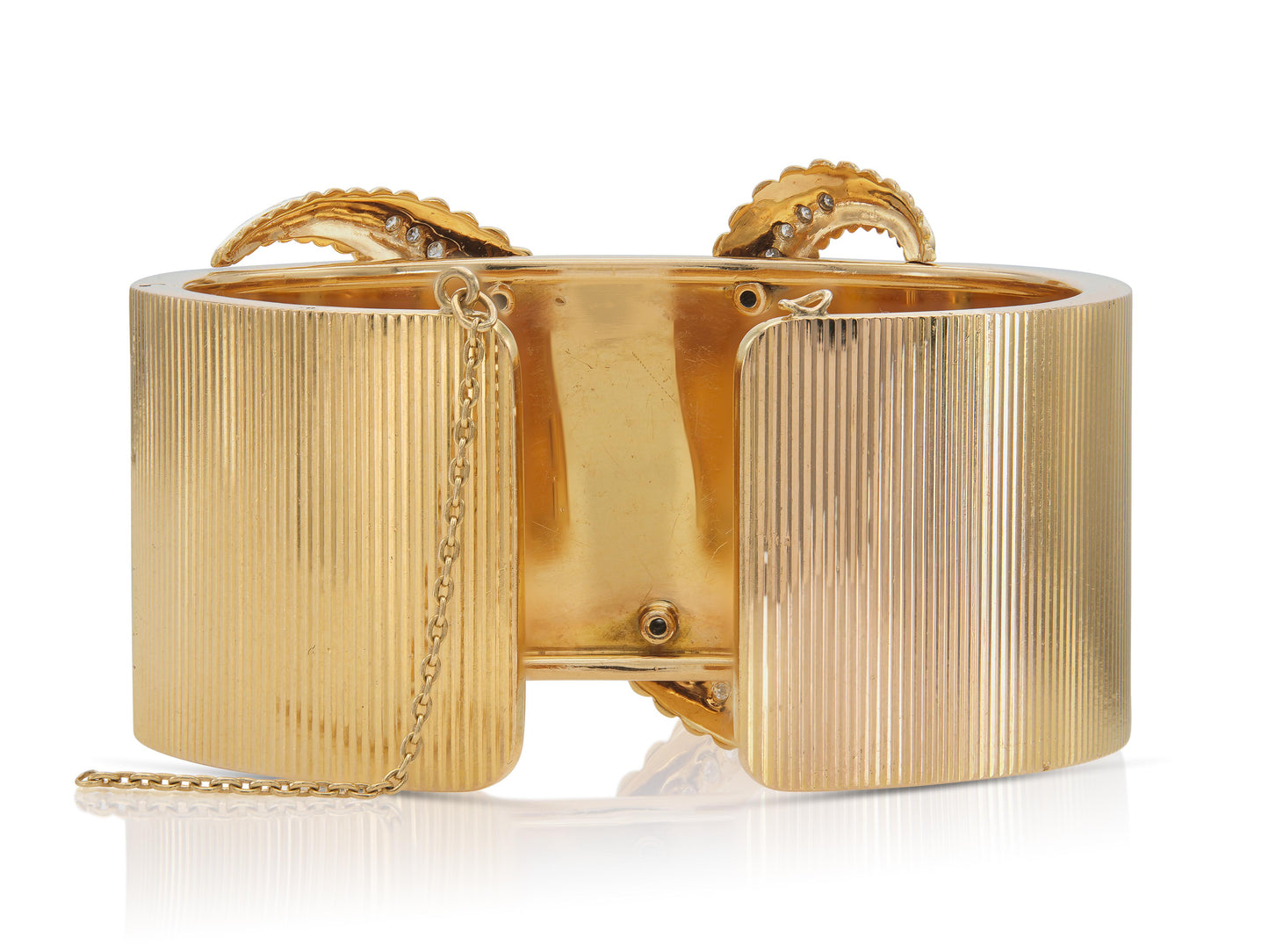 Vintage 1940s Retro Fluted Gold Feather Cuff Bracelet with Diamonds