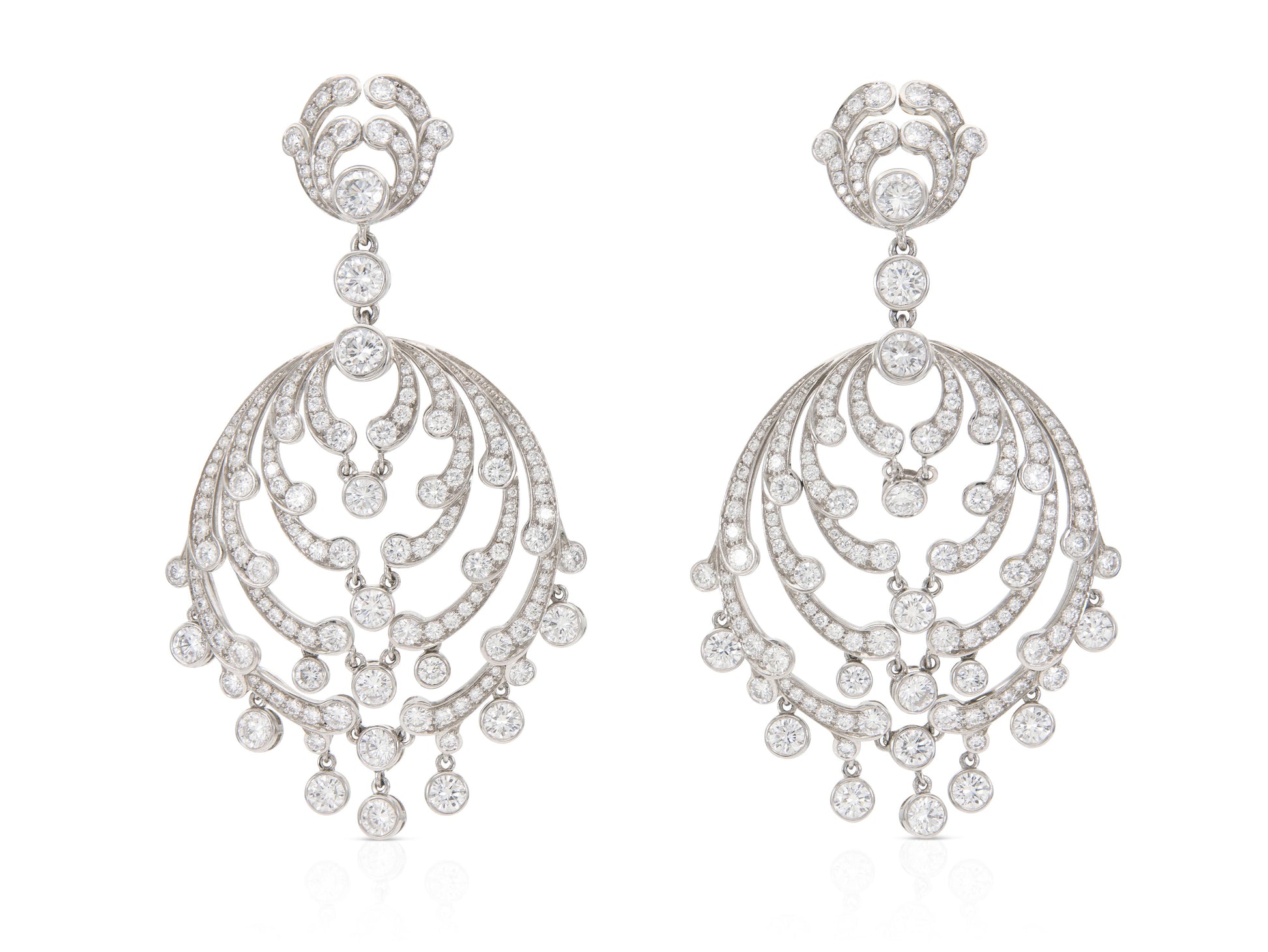 Vintage 1990s Cartier 12.50 Carat Diamond Chandelier Earrings