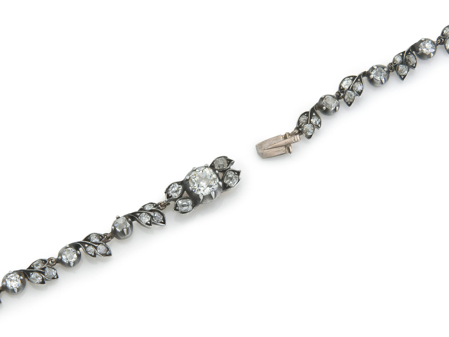 Antique Victorian 15.00 Carat Diamond Bow Necklace with a Pearl