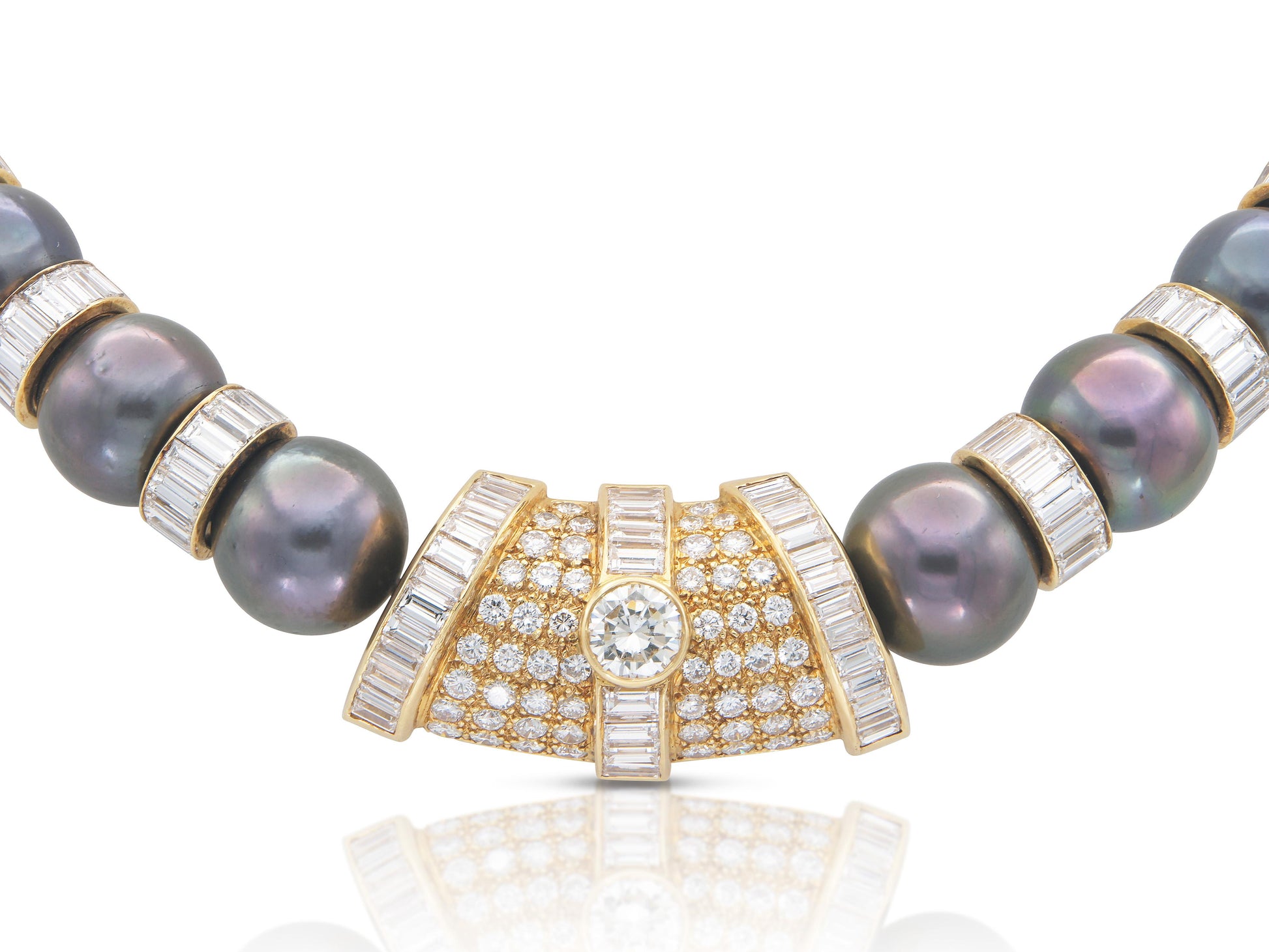 Vintage 1970s Tahitian Pearls Necklace with Diamonds