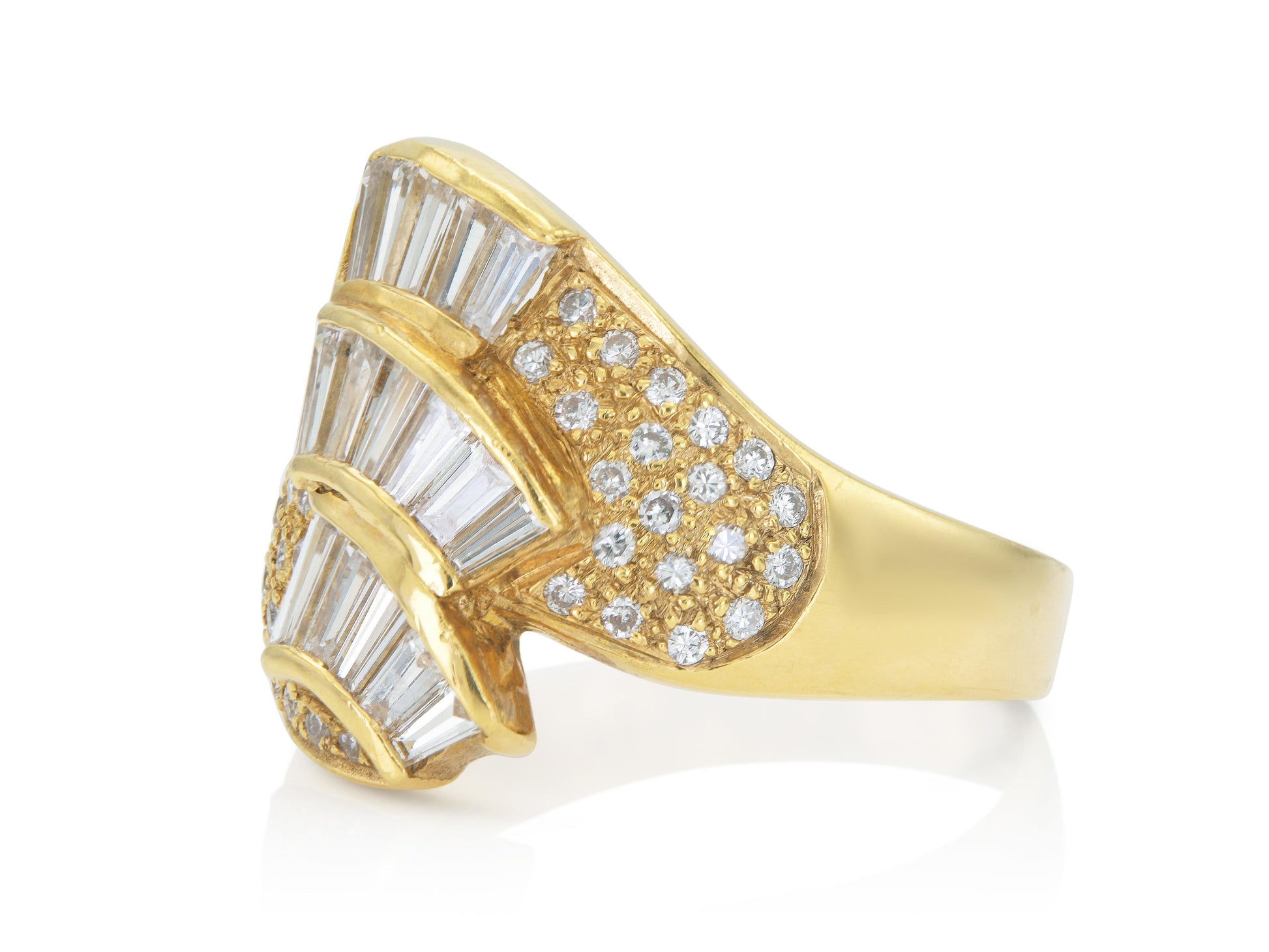 Vintage 1980s Tapered Baguette and Round Cut Diamonds Ring