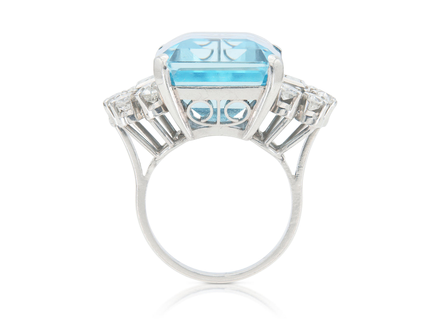 Antique Art Deco 1930s 30.00 Carat Aquamarine Cocktail Ring with Diamonds
