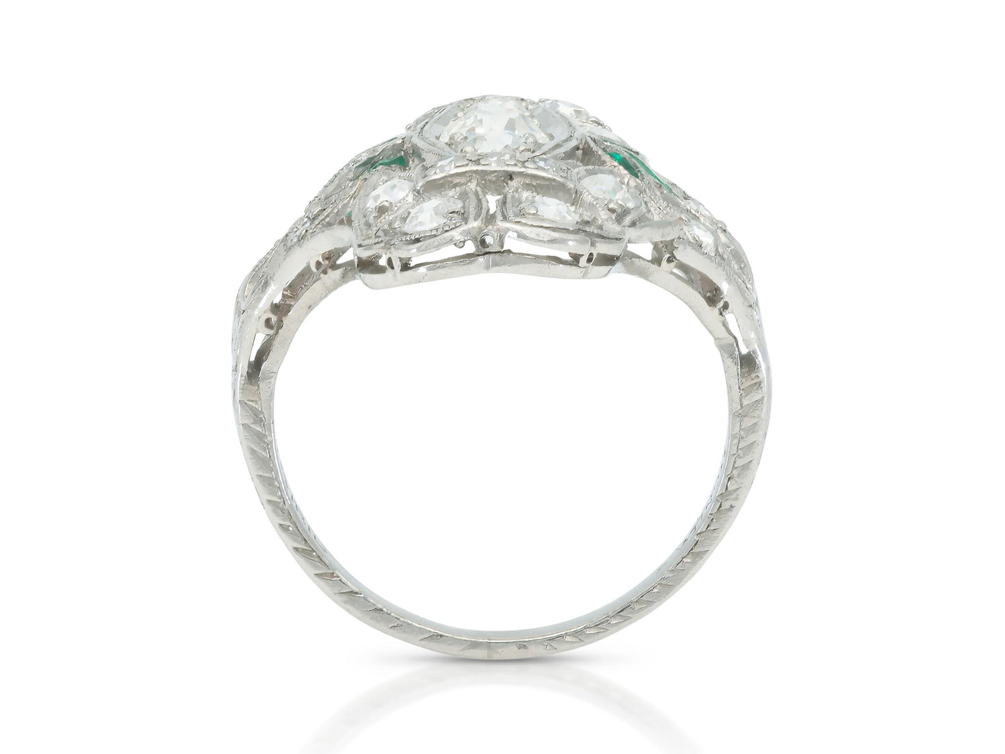 Antique Art Deco 1.00 carat Diamond Dinner Ring with Emeralds