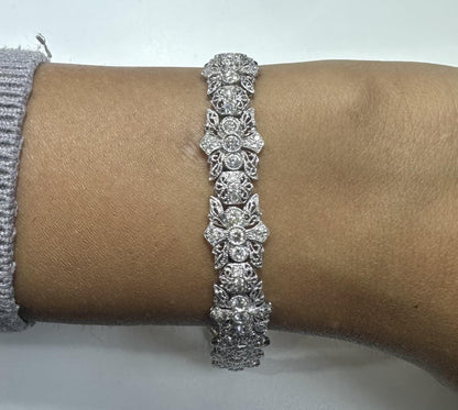 3.06 Carat Round Cut Diamonds Filigree Bracelet