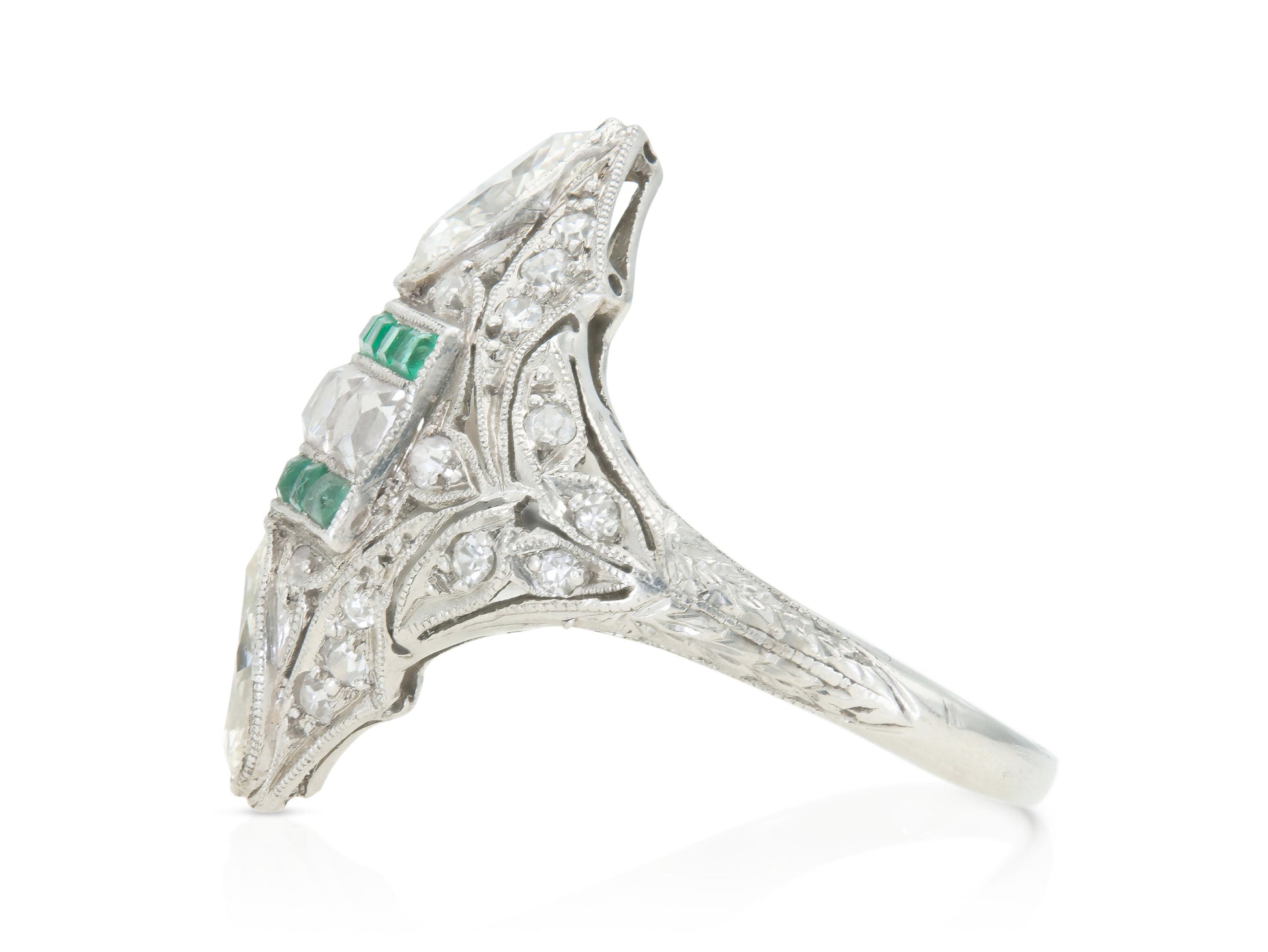 Antique Art Deco 1930s 3.00 Carat Diamonds Dinner Ring with Emeralds