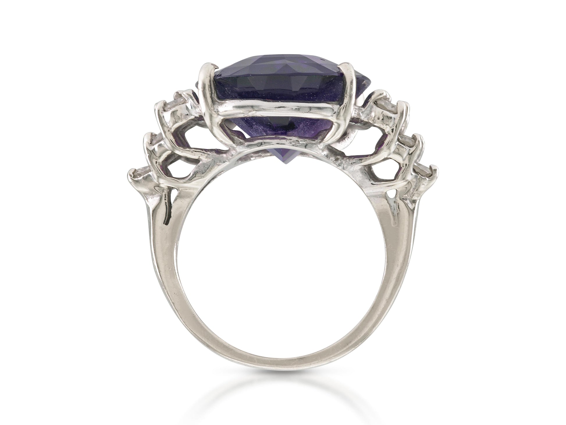 Vintage 1960s 10.00 Carat Amethyst Ring with Diamonds