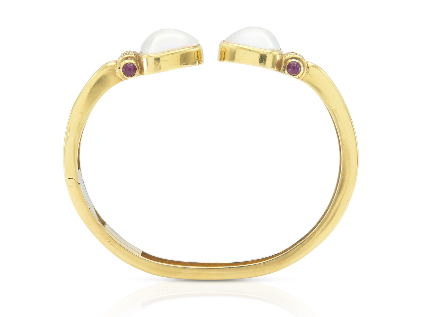 Vintage 1970s Gold and Pearl Cuff Bracelet