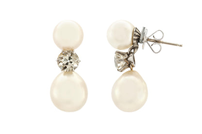 Vintage 1940s Pearl and Diamond Drop Earrings