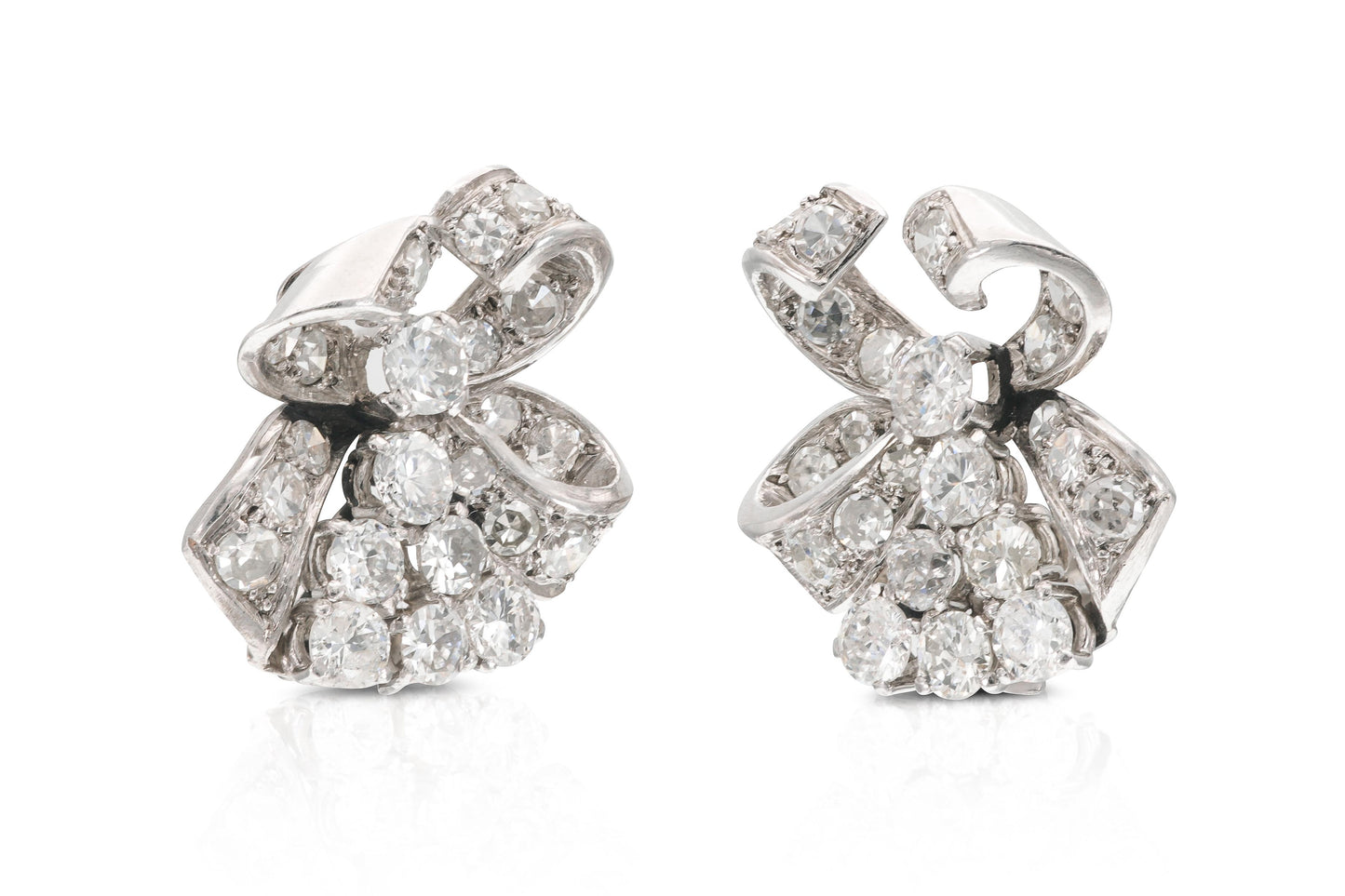 Vintage 1940s 4.50 Carat Diamond Ribbon Earrings