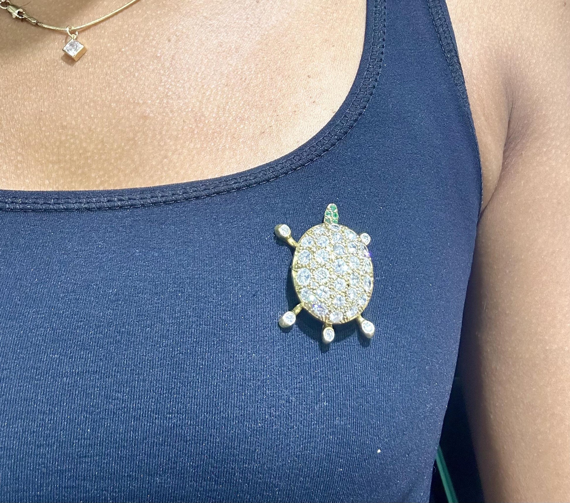 Vintage 1940s Retro 9.00 Carat Diamond Turtle Brooch with Emeralds