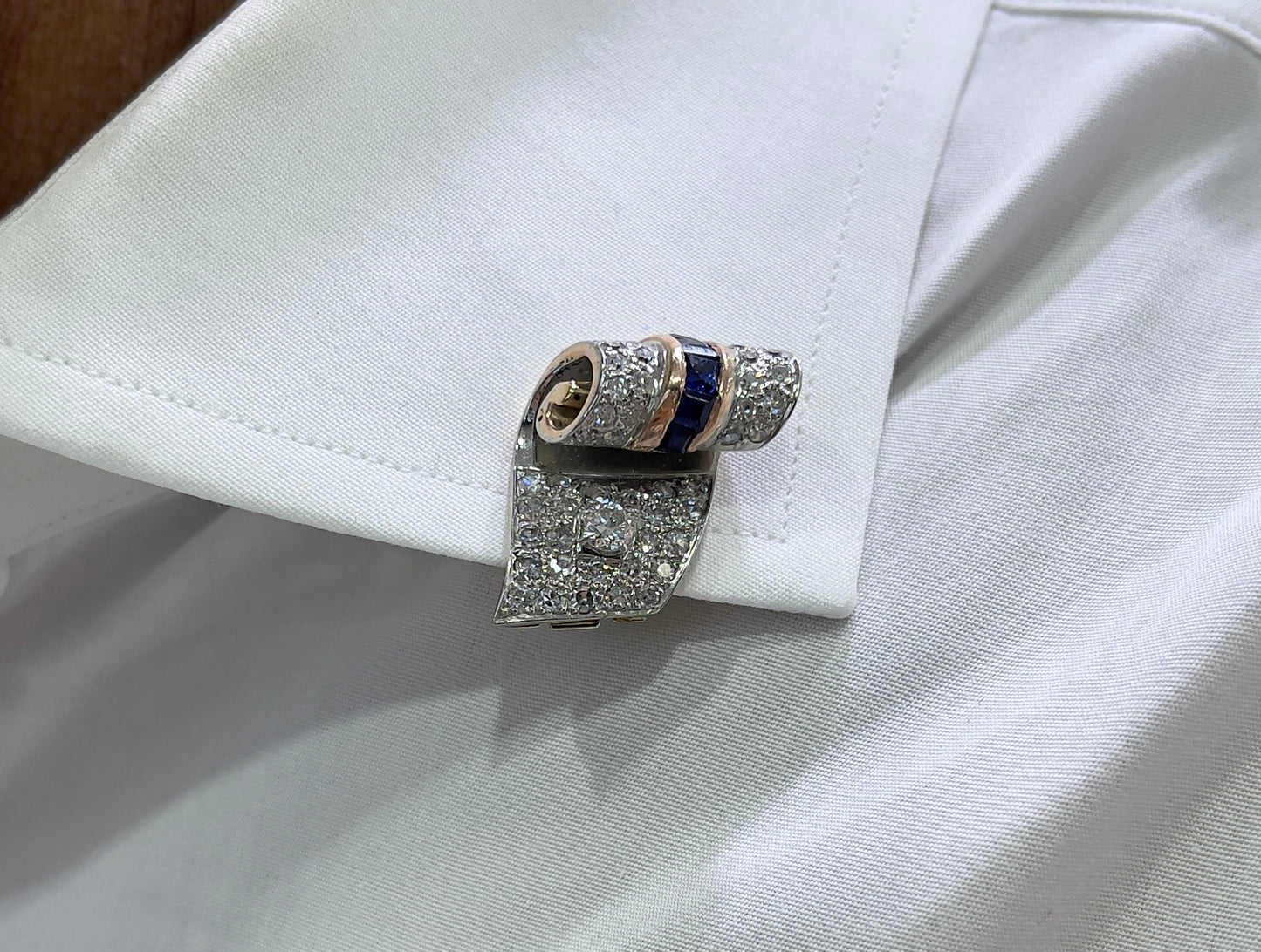 Vintage 1940s Retro 3.90 Carat Diamond Hair Clip Set with Sapphires