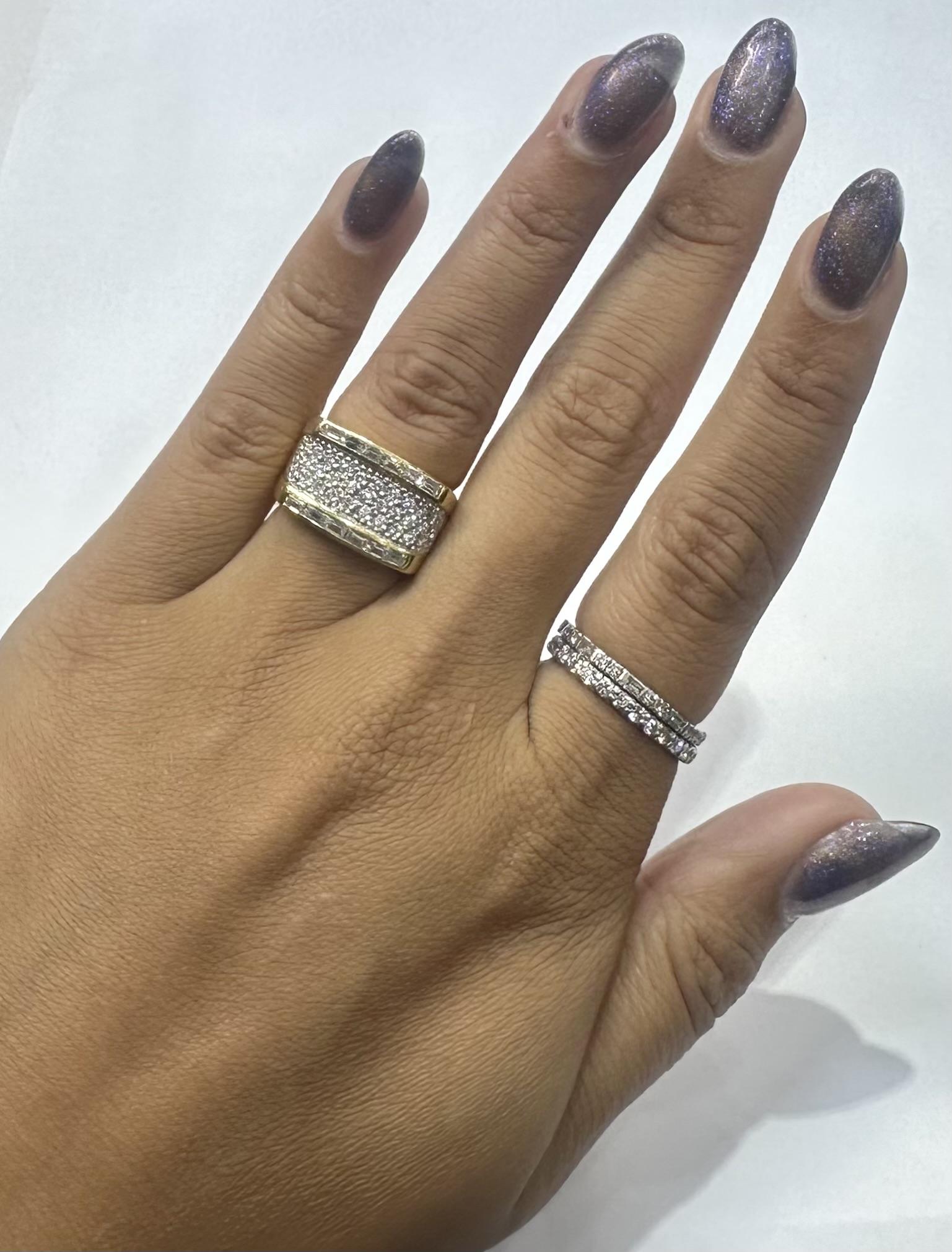 Vintage 1980s 2.50 Carat Diamonds Square Ring