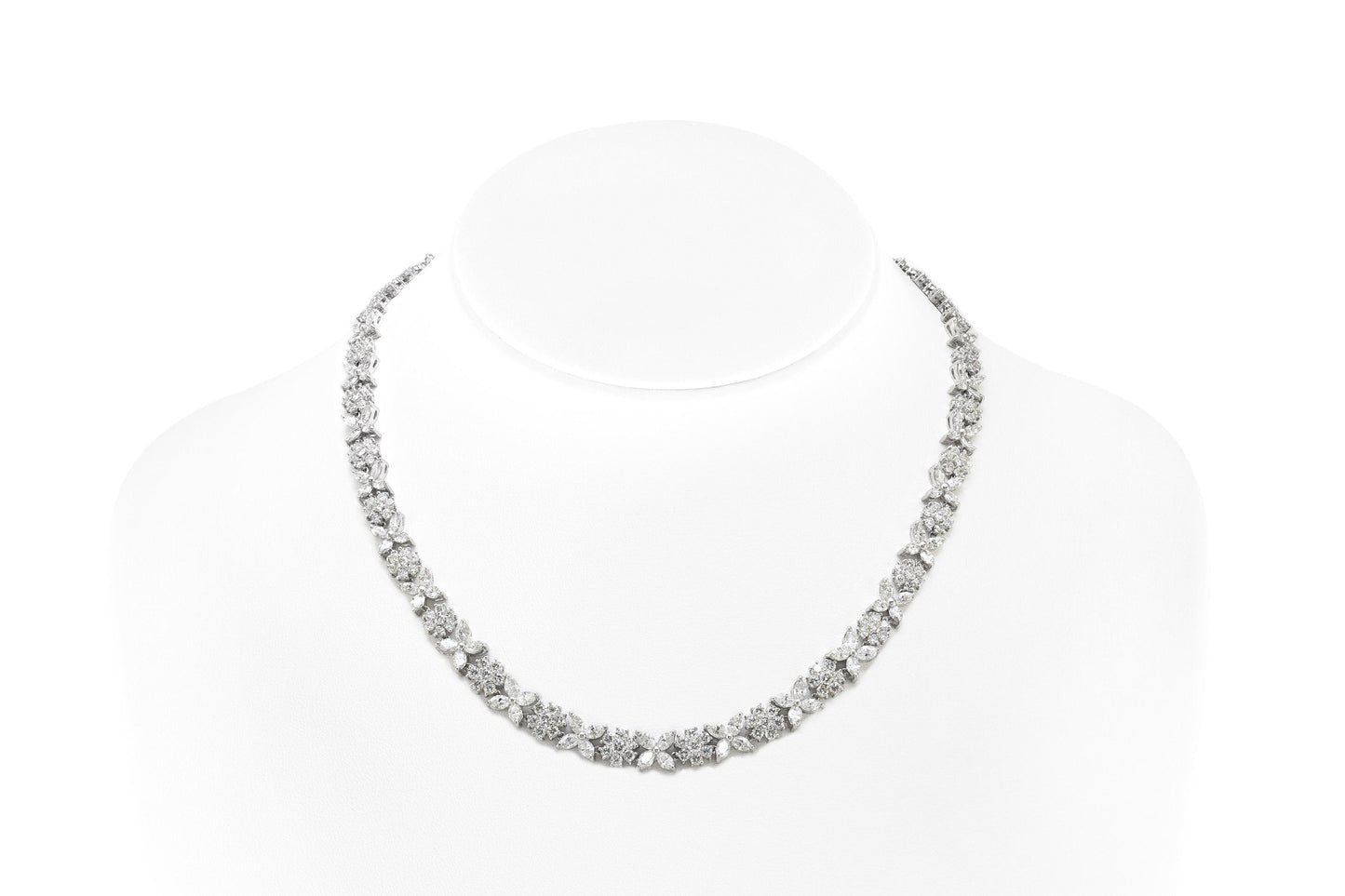 18.56 Carat Diamond Flowers Necklace