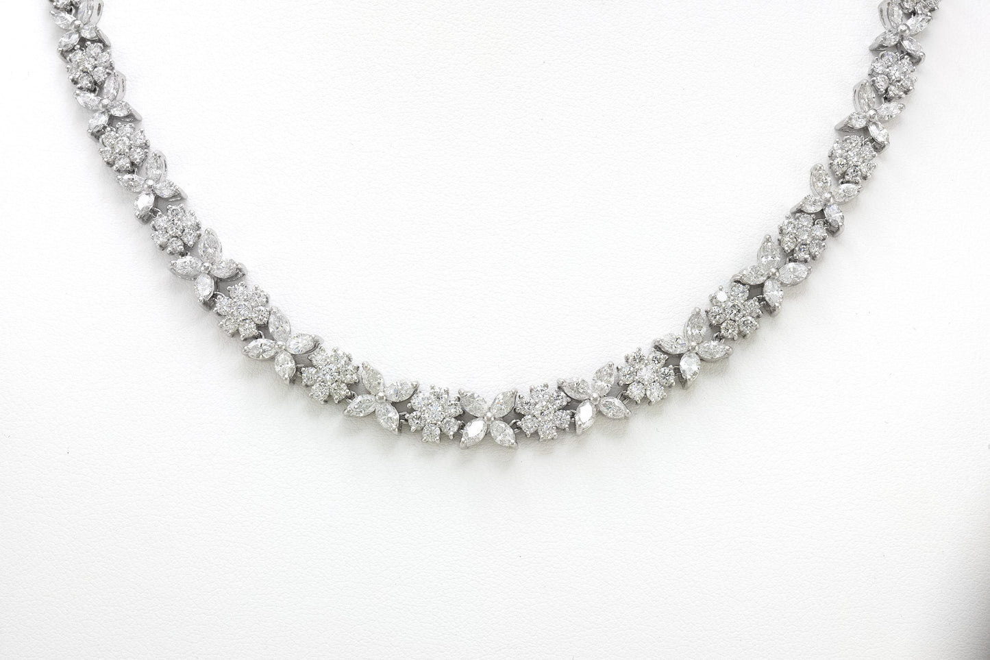 18.56 Carat Diamond Flowers Necklace